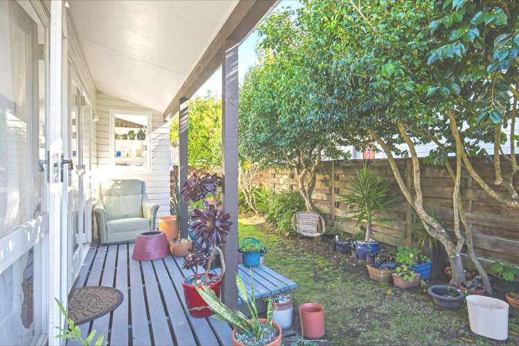 90A Eatwell Ave_5