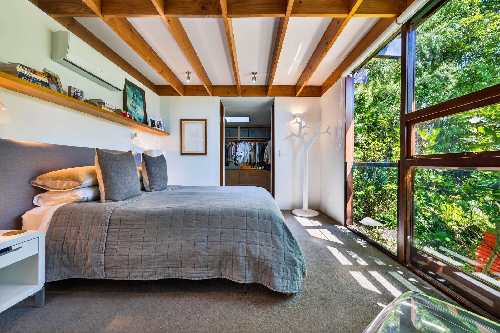 16 Leys Crescent in Remuera, Auckland