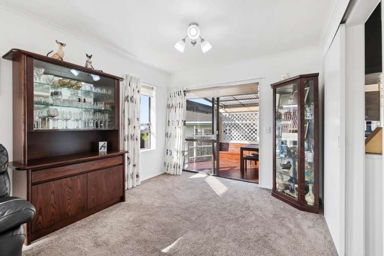 28 Booralee Avenue Botany Downs_10