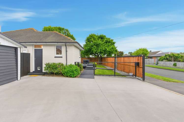 8 Dufek Crescent Wigram_30