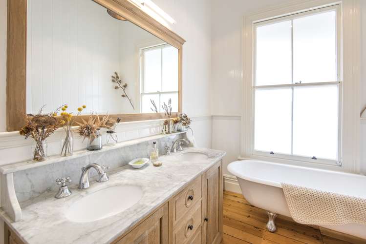 1/90 Victoria Road Devonport_14