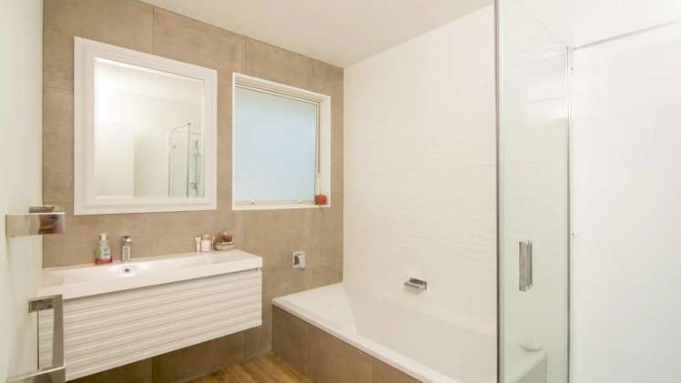 59 Masefield Street Stoke_5