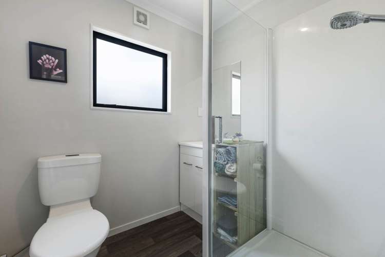 66 St Annes Crescent Wattle Downs_25