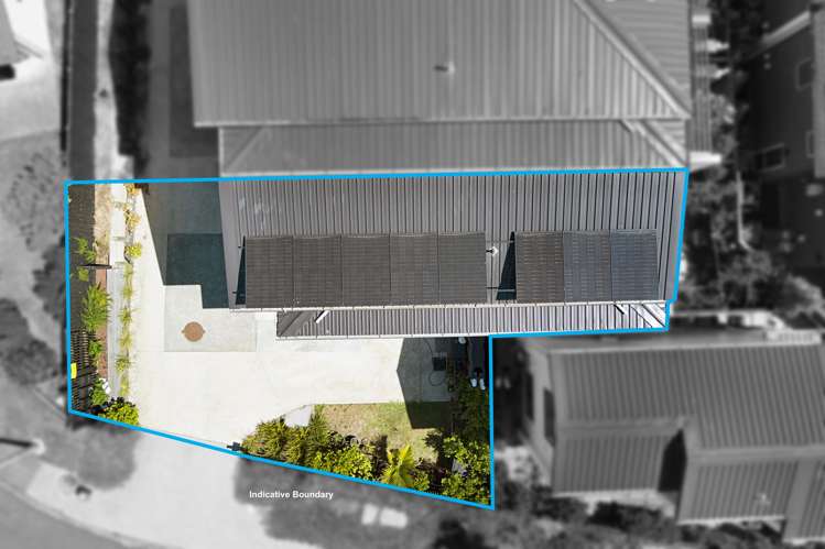 2/11 Scanlen Terrace Kelston_1