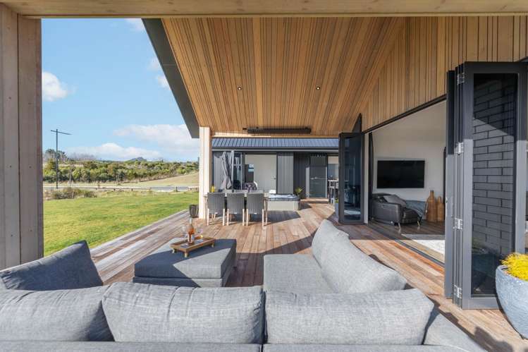 55 Raupo Crescent Wharewaka_10