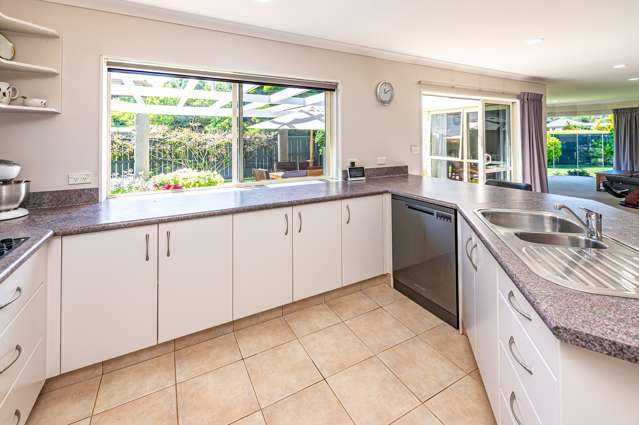 13 Norfolk Drive Otamatea_2