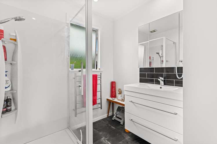 199 Don Buck Road Massey_15