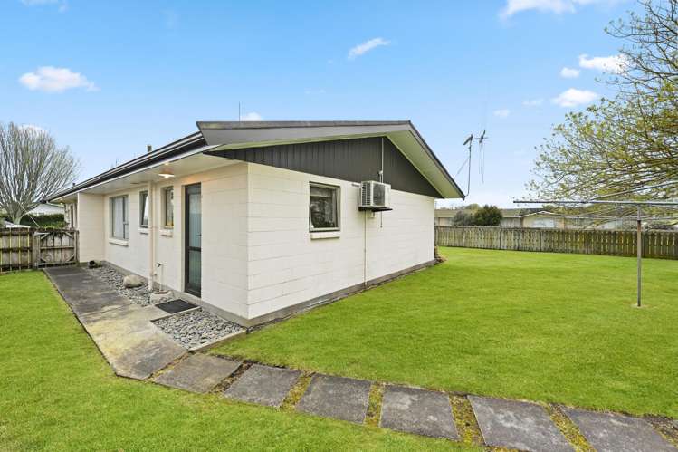 57a Saxbys Road Deanwell_21