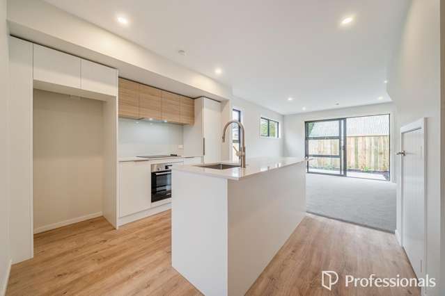 31 Wainuiomata Road Wainuiomata_1