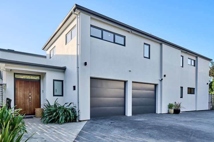 4 Caughley Grove Karori_26