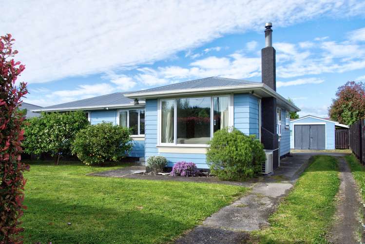 14 William Benton Street Featherston_22