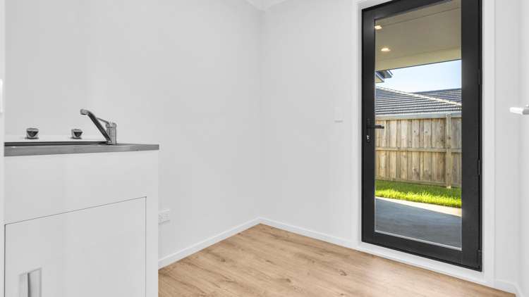 2 Edgar Way Rolleston_26