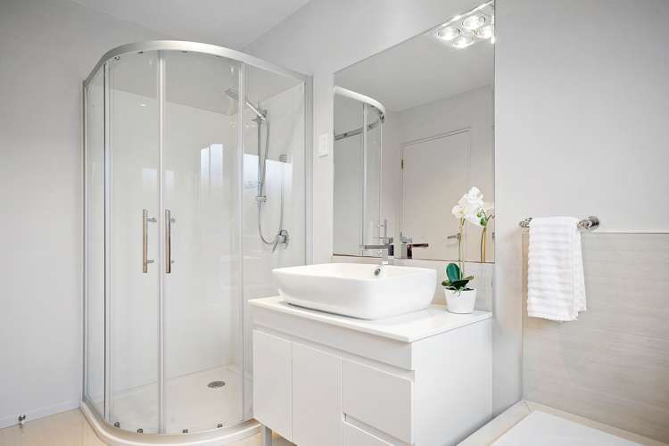 17 Alpers Ridge Leamington_24