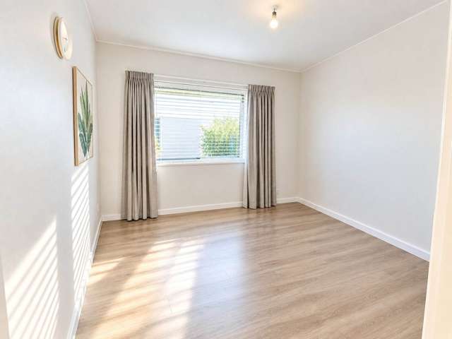 2/1 Yeovil Road Te Atatu Peninsula_4