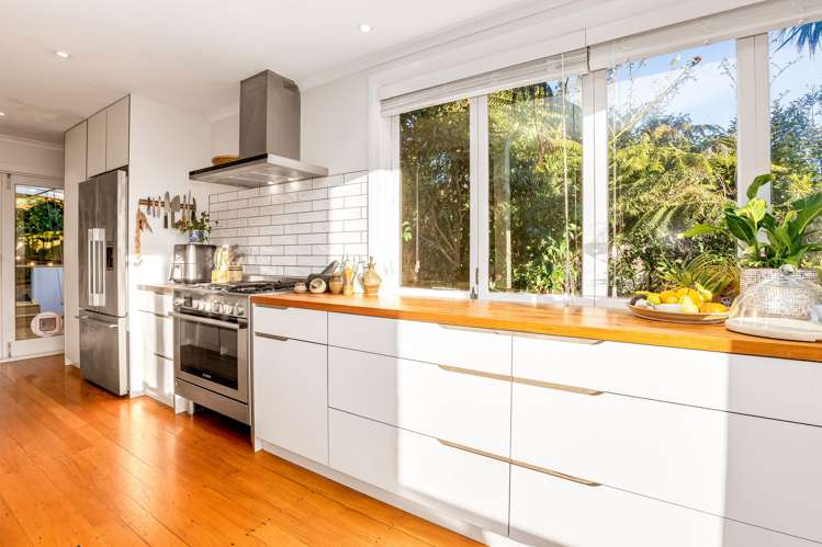 73 Sunshine Avenue Karori_7