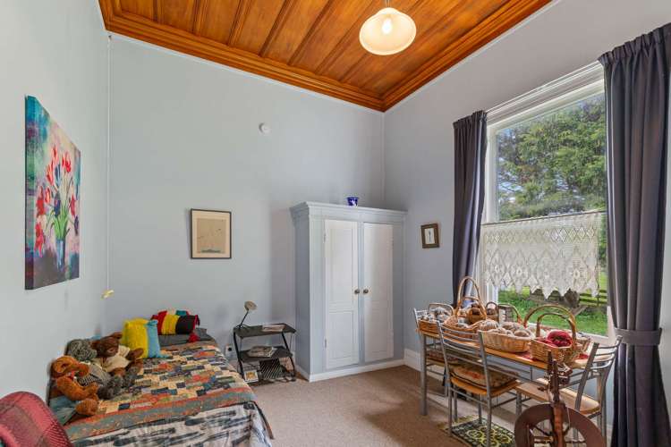 35 Ihupuku Street Waitotara_13