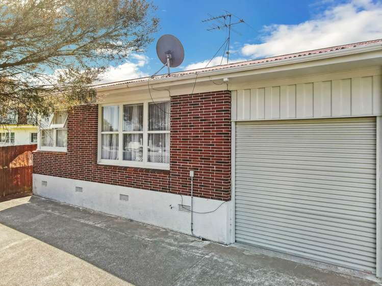 2/1 Grassways Avenue Pakuranga_16