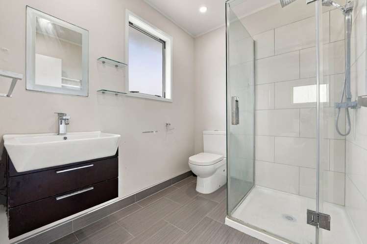 49 Reelick Avenue Pakuranga Heights_13