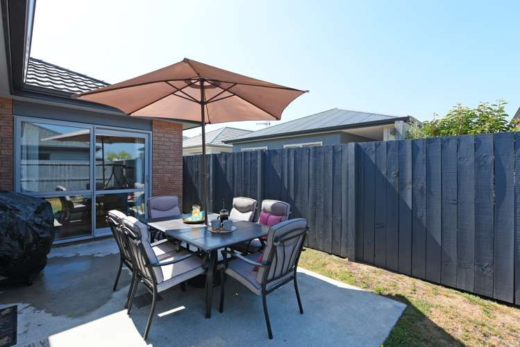 1380 High Street Taita_13