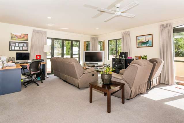 2/607 Whangaparaoa Road Stanmore Bay_4