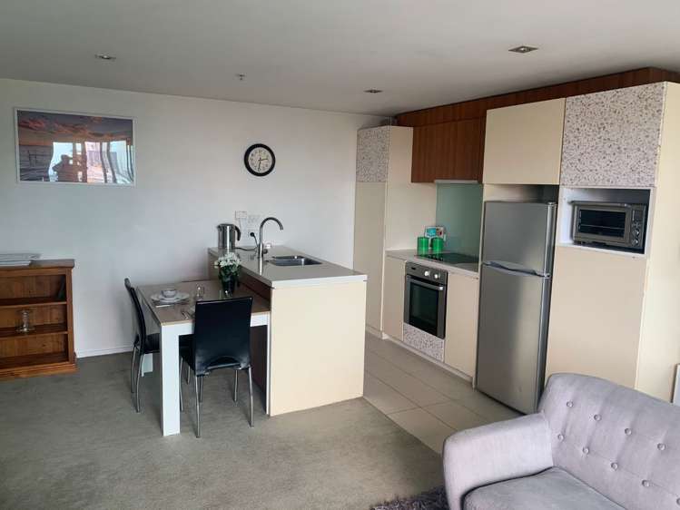 327/8 Dockside Lane Auckland Central_6