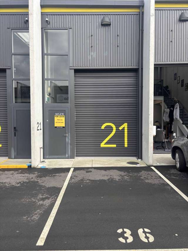 Versatile Westgate Unit with Mezzanine