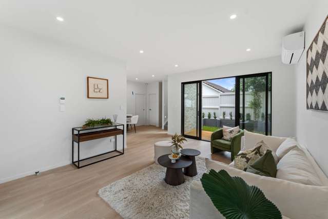 2C Coronation Street Belmont_2