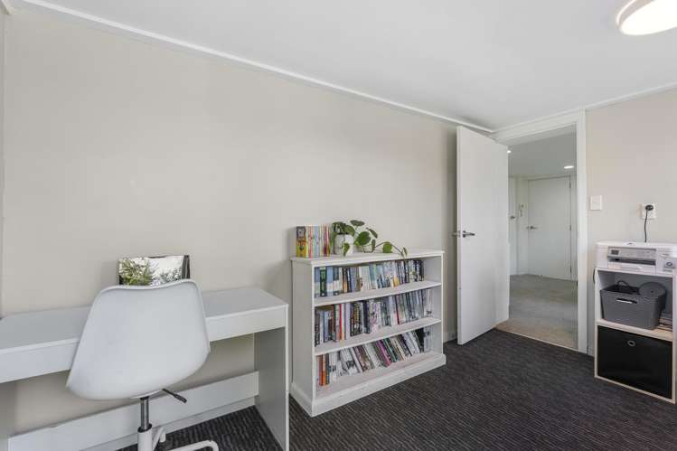 44 Peter Terrace Castor Bay_15