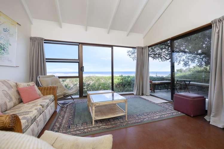 107 Piha Road Piha_9