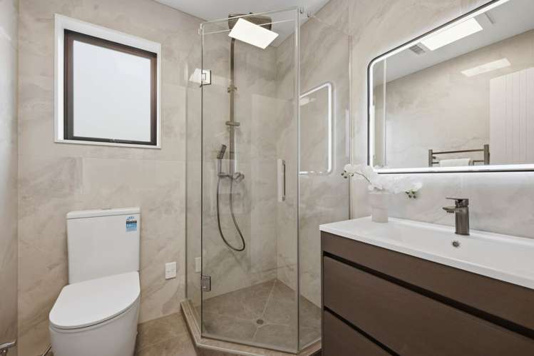 18A Hatherlow Street Glenfield_15