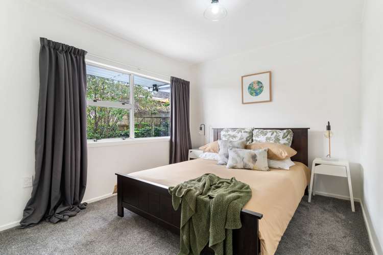 15b Aeroview Drive Beach Haven_8