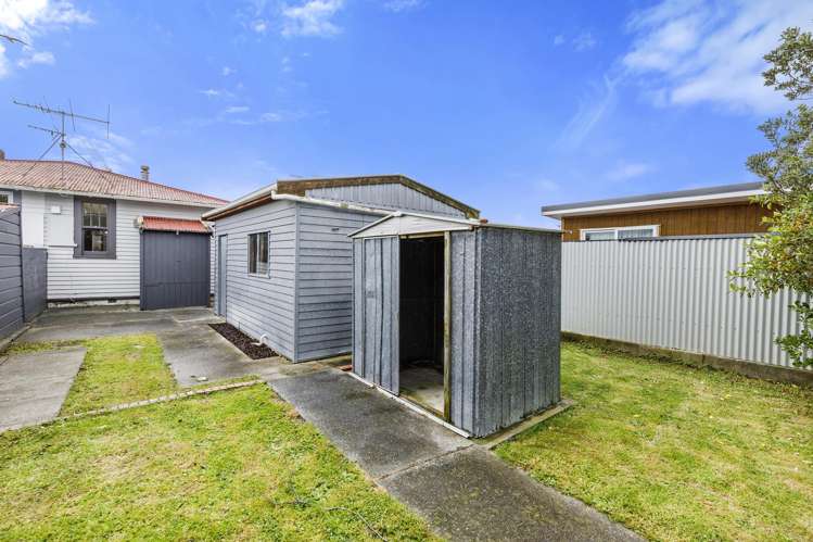 2/14 Douglas Street Waiwhetu_18