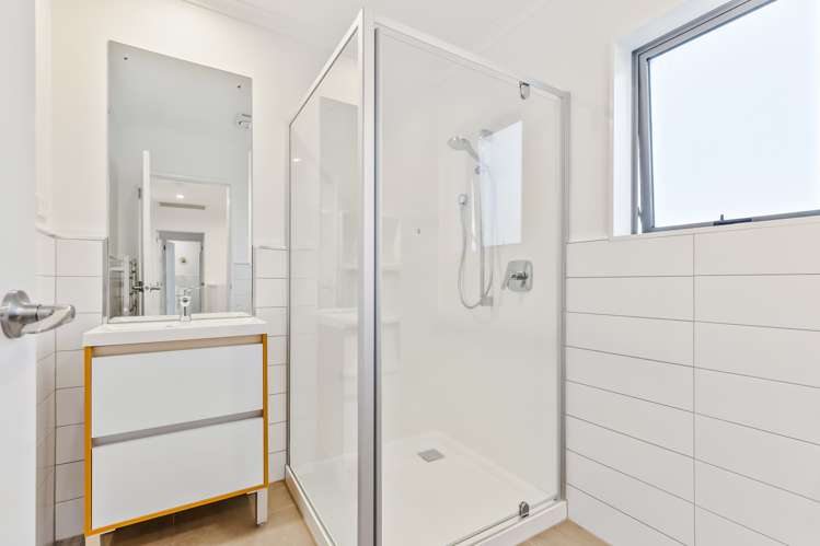 26 Arthur Rolfe Lane Swanson_13