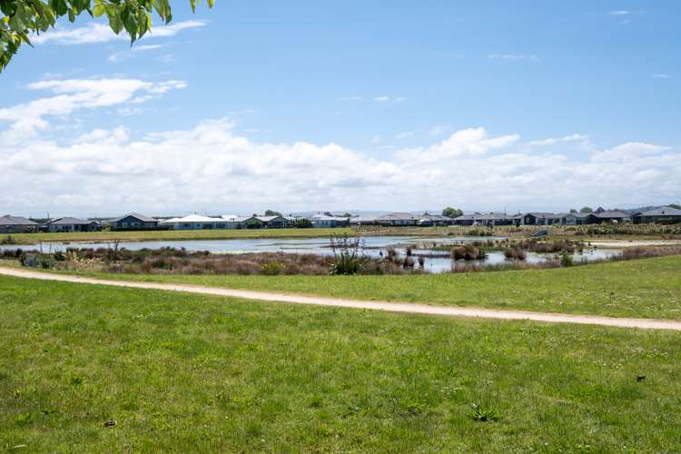 20 Aparima Place Awatoto_18