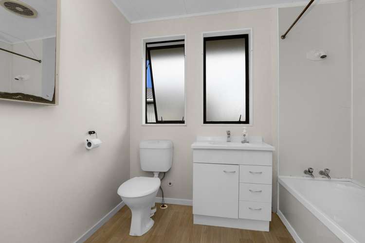 2/63 Palmers Road Clendon Park_6