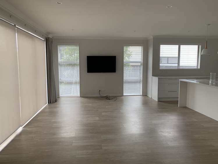 70 Constellation Avenue Beachlands_3