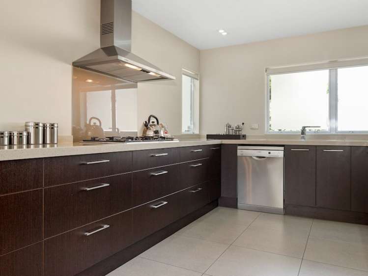 2/40 Wallace Street Herne Bay_5