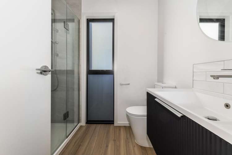 D&E/624A Queen Street Levin_1