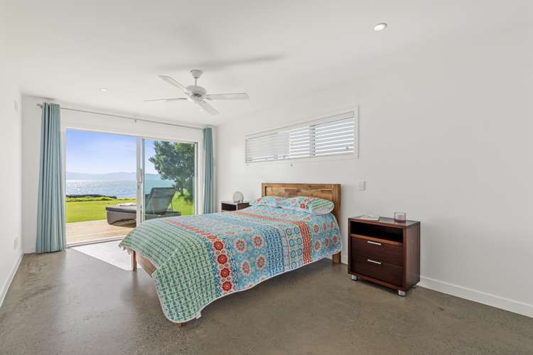 1880 East Coast Road Whakatiwai_7