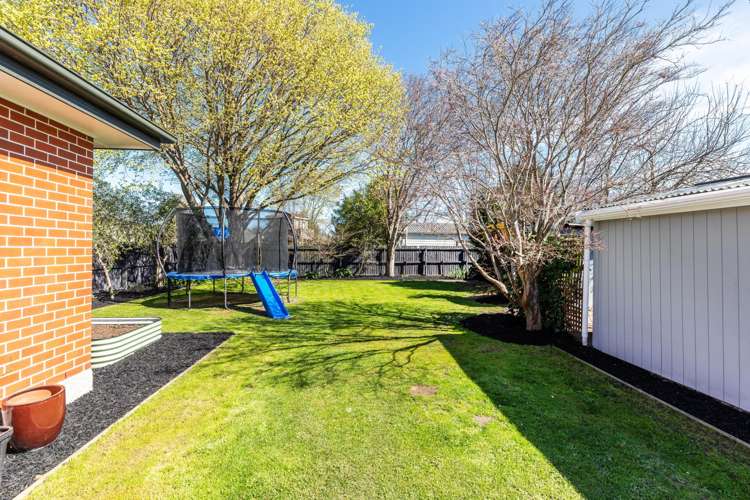 11 Croziers Road Saint Albans_21