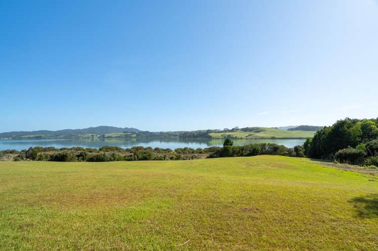 22/2958 State Highway 10 Paewhenua Island_11