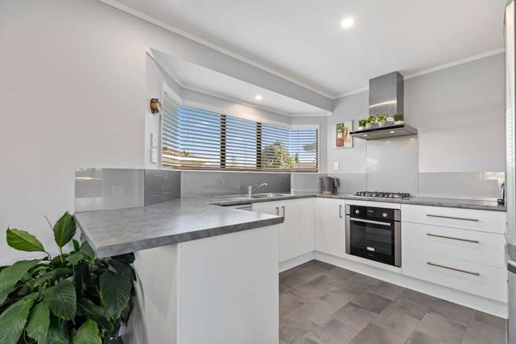 31 Crisp Drive Papamoa_6