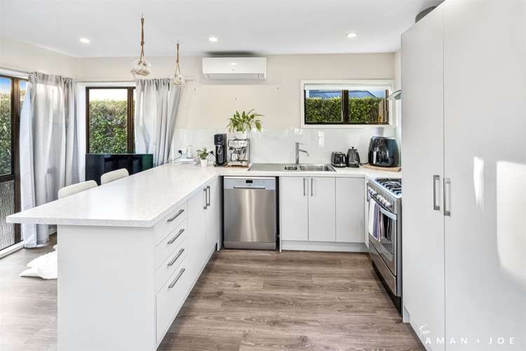 65 Neil Avenue Te Atatu Peninsula_6