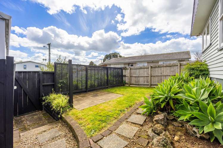1/92 Commissariat Road Mt Wellington_22