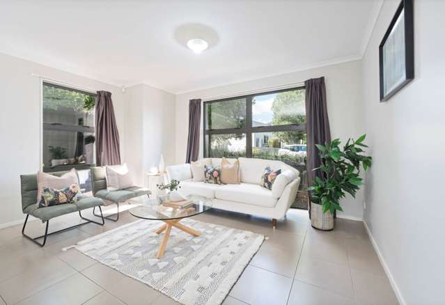 16 Waiarohia Place Hobsonville_2