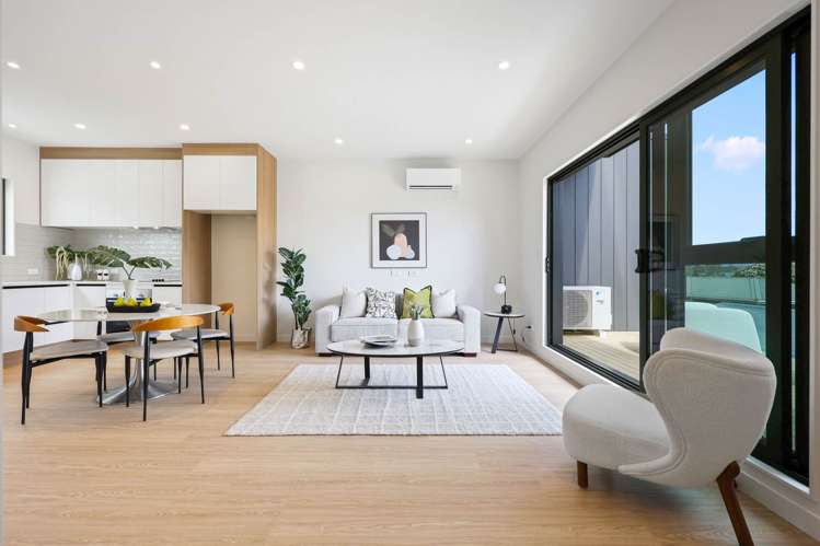 10-17/4 Springbank Lane_1