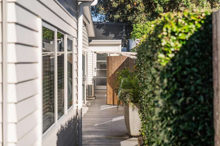 10 Oceanair Drive Pauanui_24