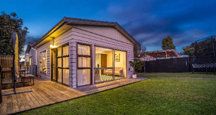 98 Huia Road_0