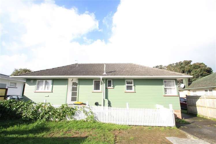 13 Beach Road Te Atatu Peninsula_12