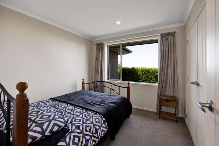 5 Denby Heights Hawera_17